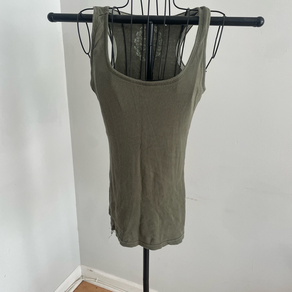 Derek Heart Olive Ribbed Tank Top - Picture 2 of 6